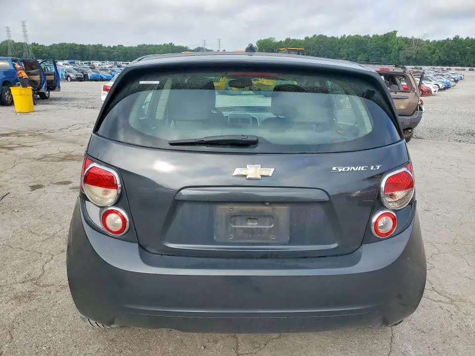 2014 CHEVROLET SONIC LT  