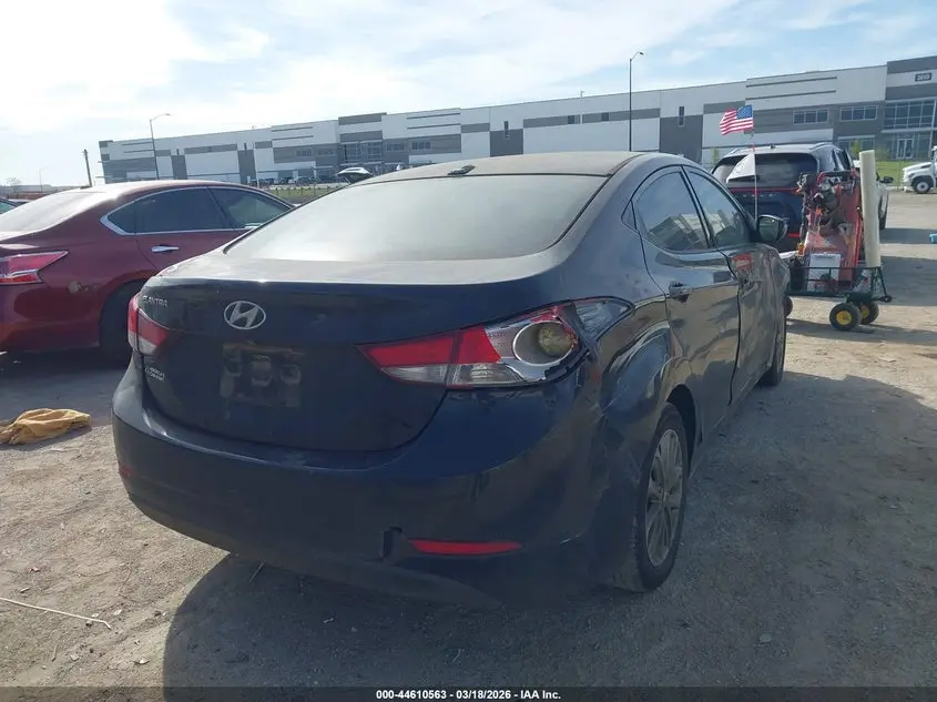 2014 HYUNDAI ELANTRA SE