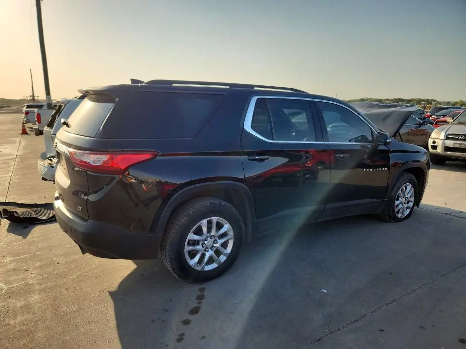 2021 CHEVROLET TRAVERSE LT  