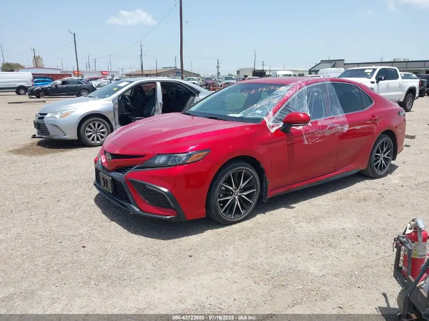 2022 TOYOTA CAMRY SE