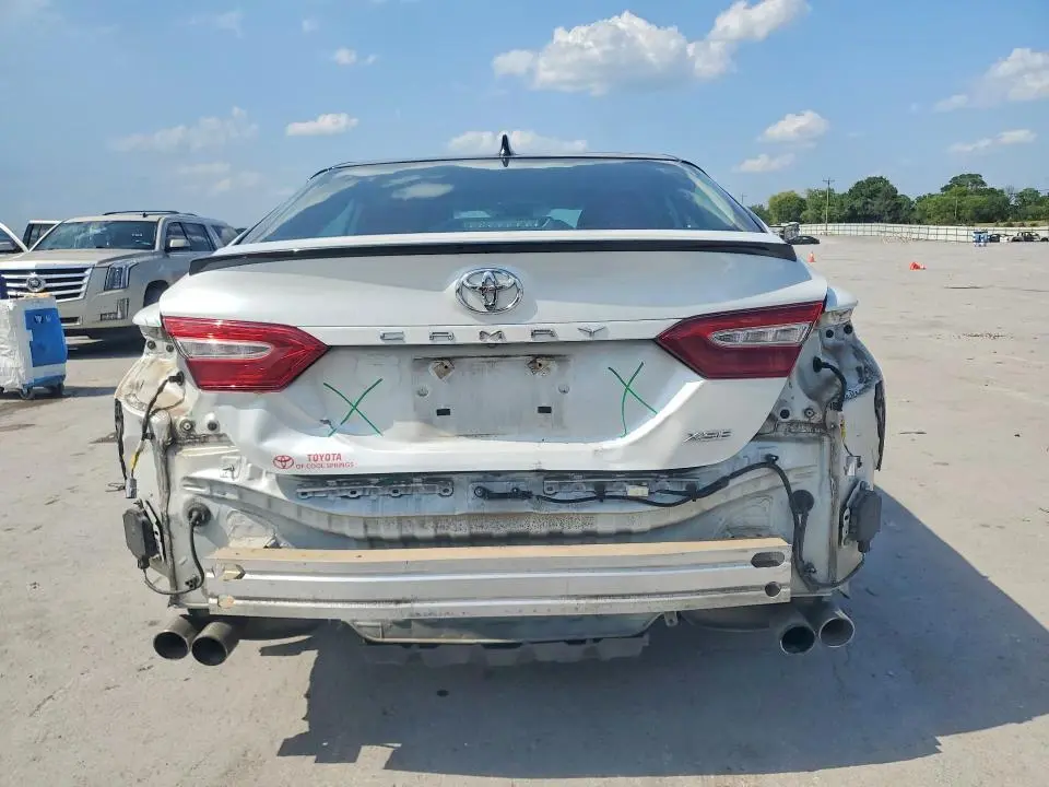 2019 TOYOTA CAMRY XSE  