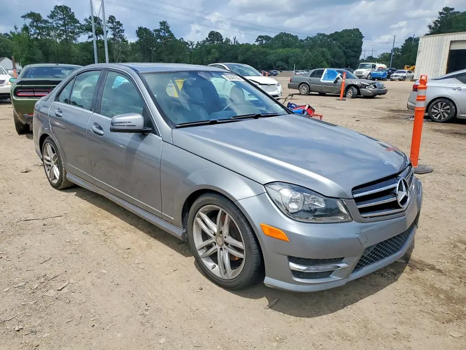 2014 MERCEDES-BENZ C 250  