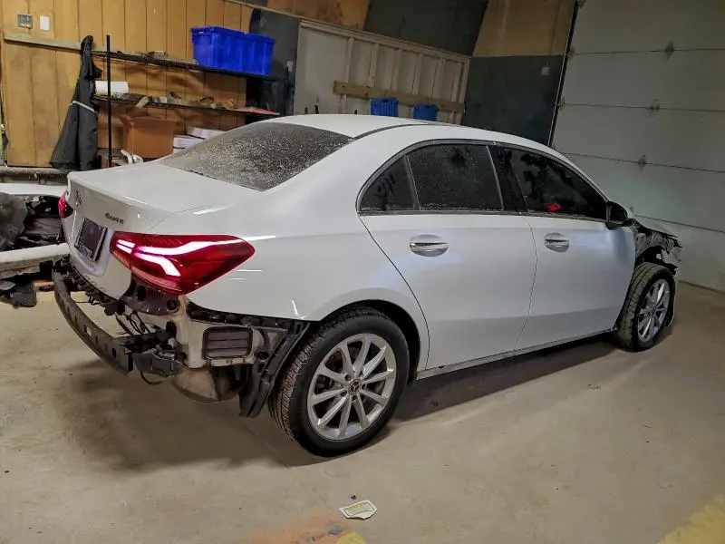 2019 MERCEDES-BENZ A 220 4MATIC  