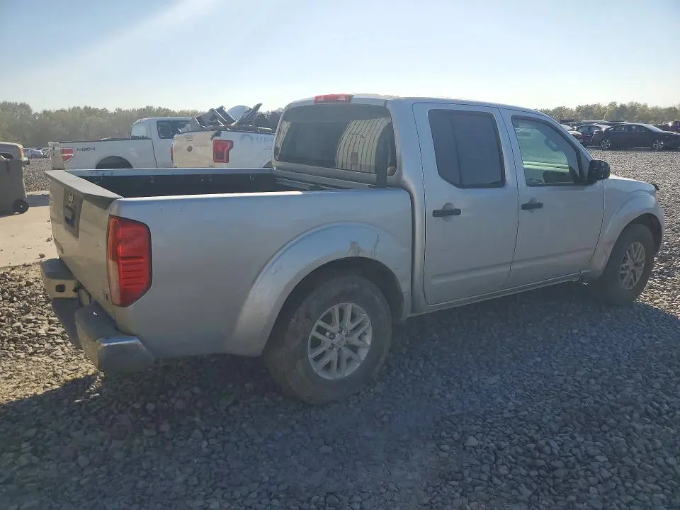 2017 NISSAN FRONTIER SV  