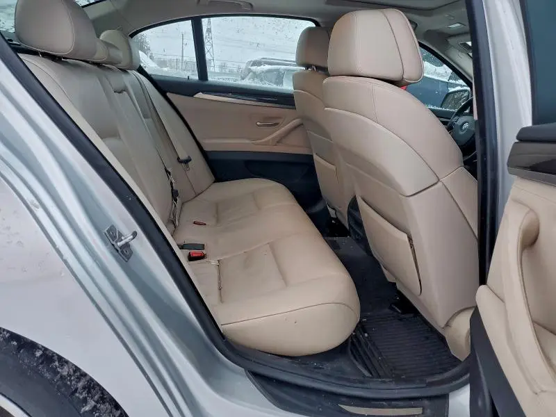 2012 BMW 528 XI  