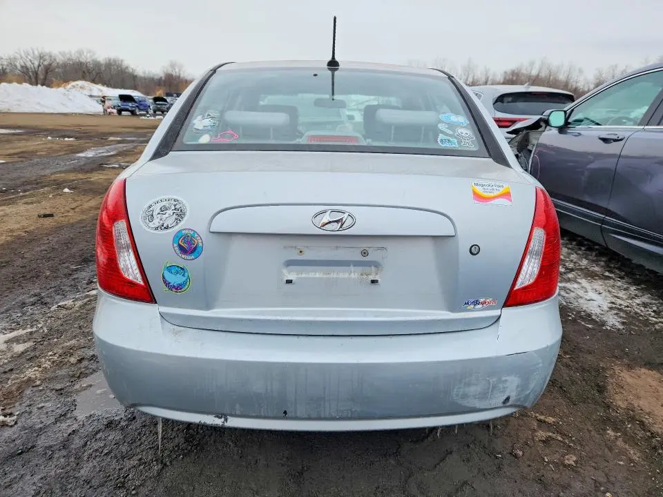 2011 HYUNDAI ACCENT GLS  