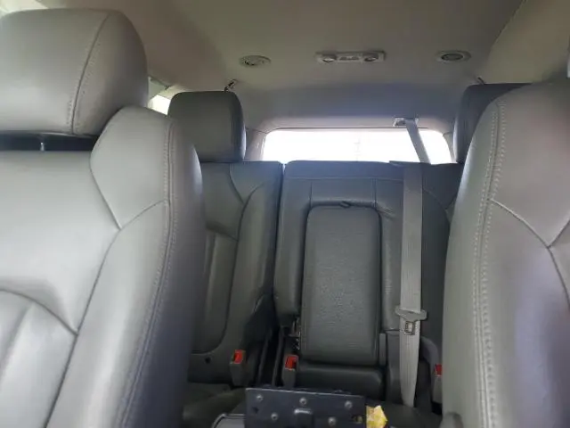 2013 CHEVROLET TRAVERSE LS  