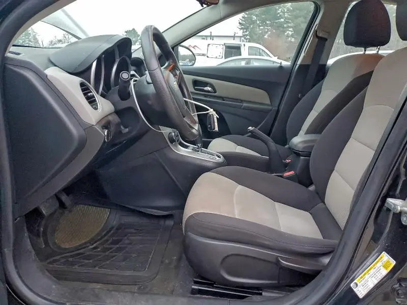 2013 CHEVROLET CRUZE LS  