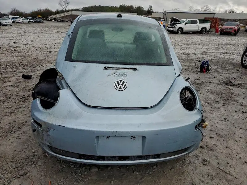 2010 VOLKSWAGEN NEW BEETLE   