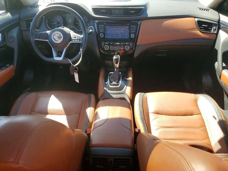 2017 NISSAN ROGUE SL  