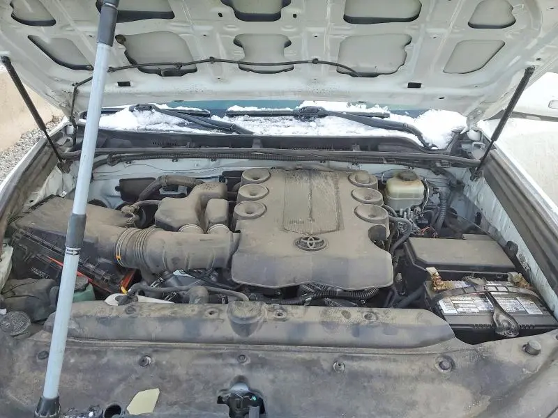 2013 TOYOTA 4RUNNER SR5  