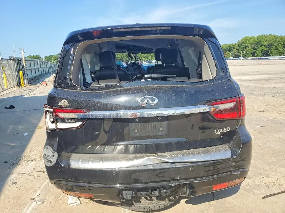 2019 INFINITI QX80 LUXE  