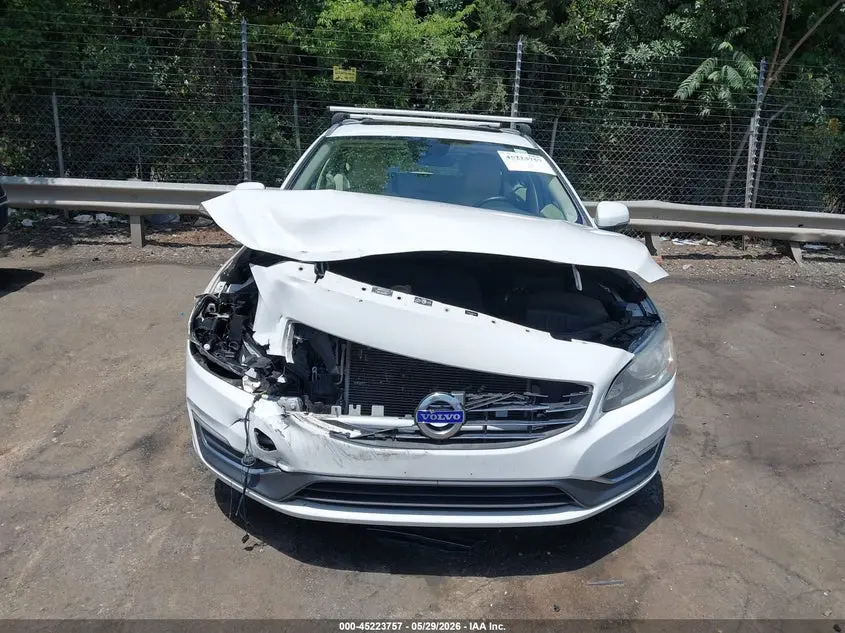 2015 VOLVO V60 T5 PREMIER