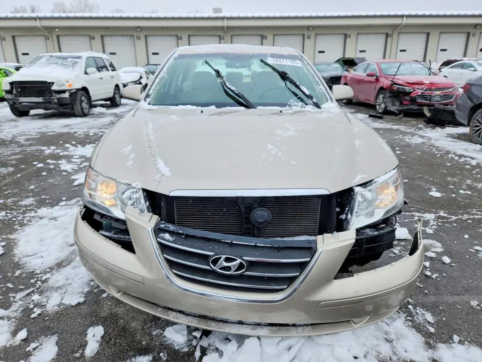 2010 HYUNDAI SONATA GLS  