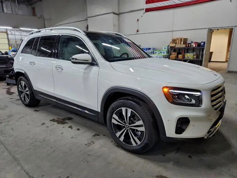 2026 MERCEDES-BENZ GLB 250 4MATIC  