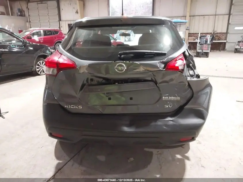 2019 NISSAN KICKS SV