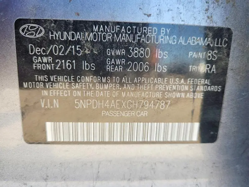 2016 HYUNDAI ELANTRA SE  