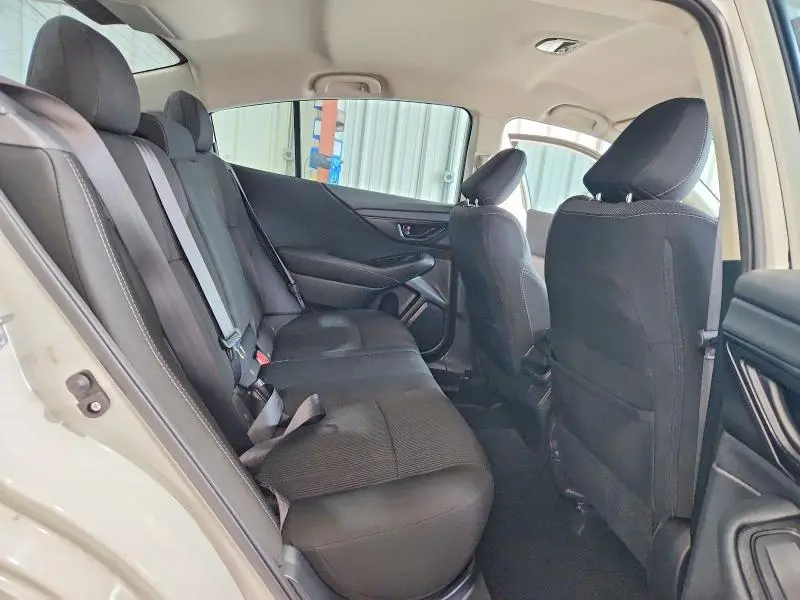 2022 SUBARU LEGACY   