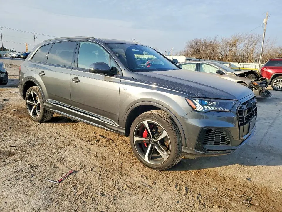 2024 AUDI Q7 PRESTIGE S-LINE  