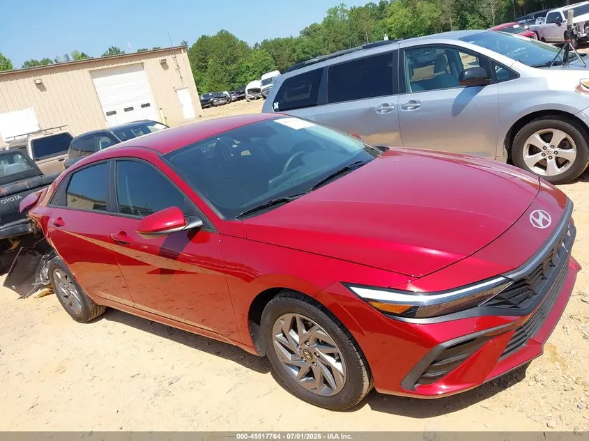 2024 HYUNDAI ELANTRA SEL