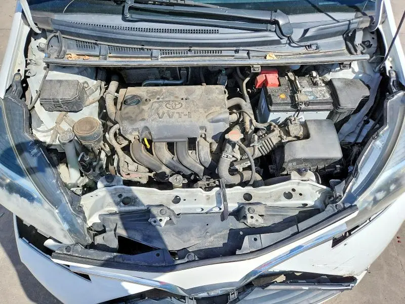 2017 TOYOTA YARIS 5-DOOR L FLEET  