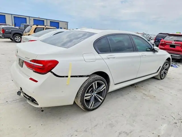 2017 BMW 750 I  
