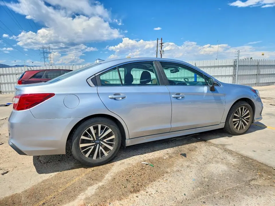 2018 SUBARU LEGACY 2.5I PREMIUM  