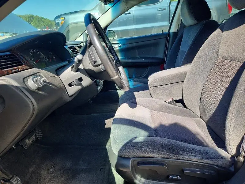 2012 CHEVROLET IMPALA LT  