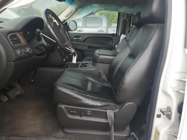 2012 CHEVROLET SUBURBAN K1500 LT  