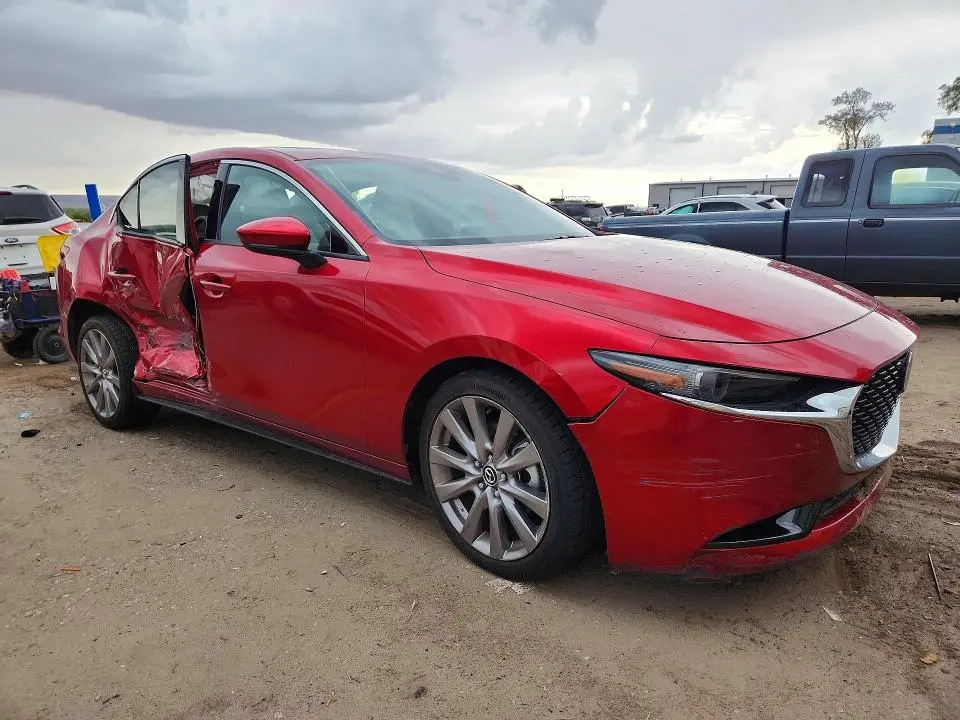 2019 MAZDA 3 PREMIUM  