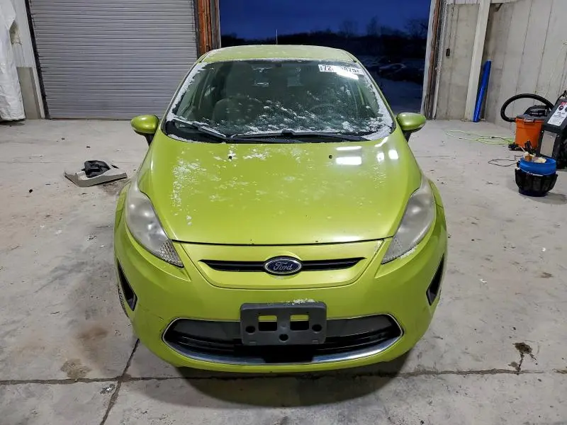 2013 FORD FIESTA SE  