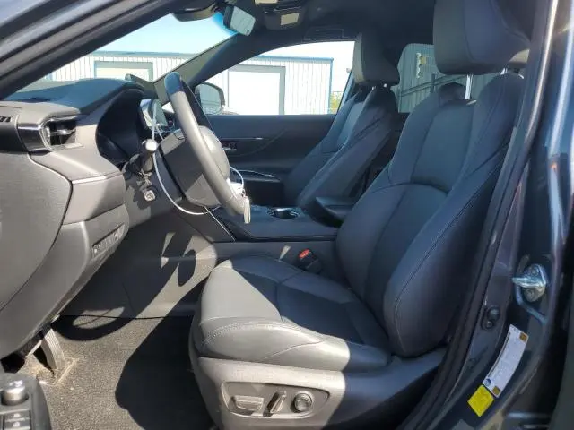 2023 TOYOTA VENZA LE  