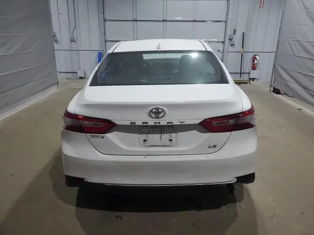 2020 TOYOTA CAMRY LE  