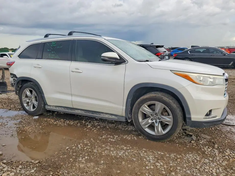 2016 TOYOTA HIGHLANDER LIMITED  