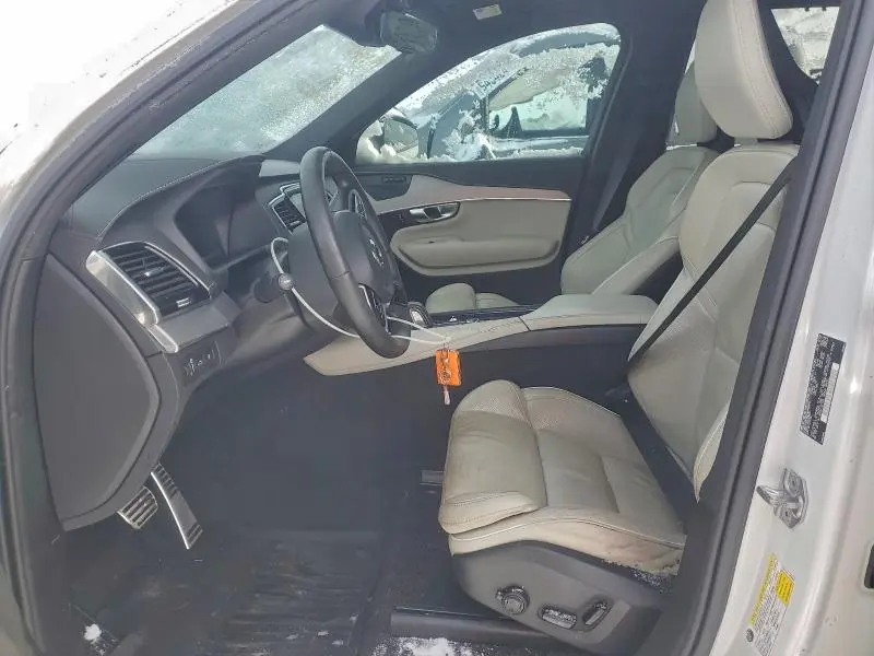 2022 VOLVO XC90 T8 RECHARGE R-DESIGN  