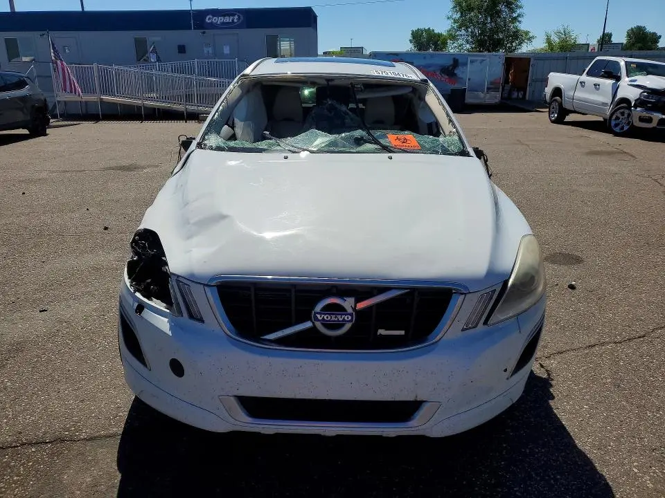 2011 VOLVO XC60 3.2  