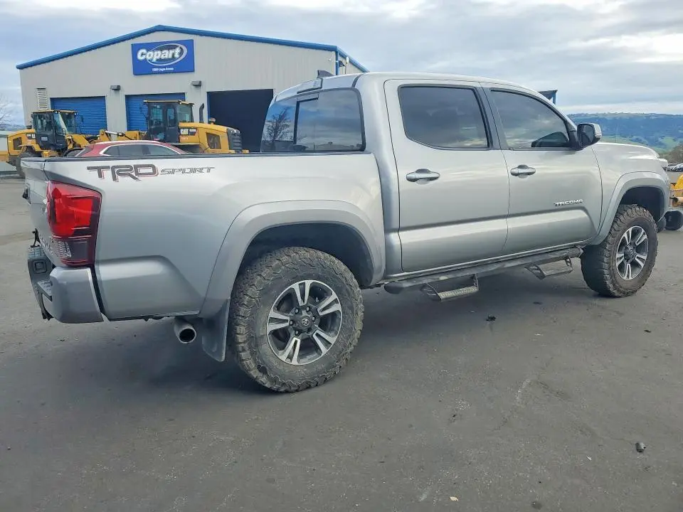2018 TOYOTA TACOMA DOUBLE CAB  