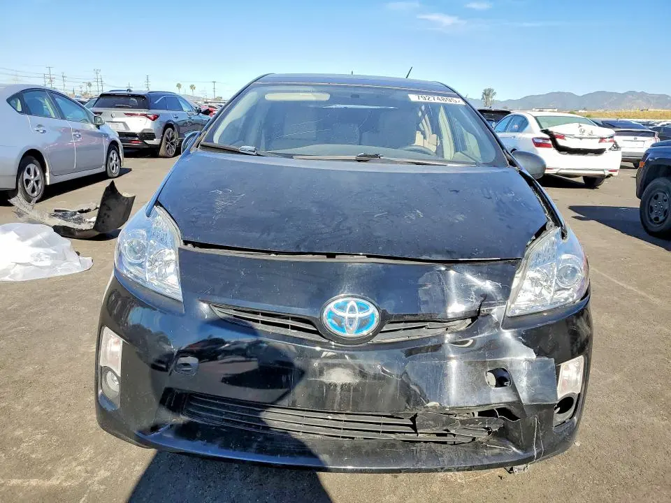 2011 TOYOTA PRIUS THREE  