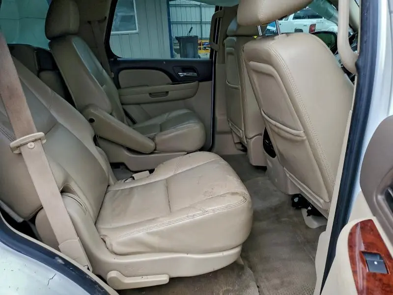 2011 CHEVROLET TAHOE K1500 LTZ  