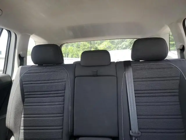 2022 VOLKSWAGEN TIGUAN S  