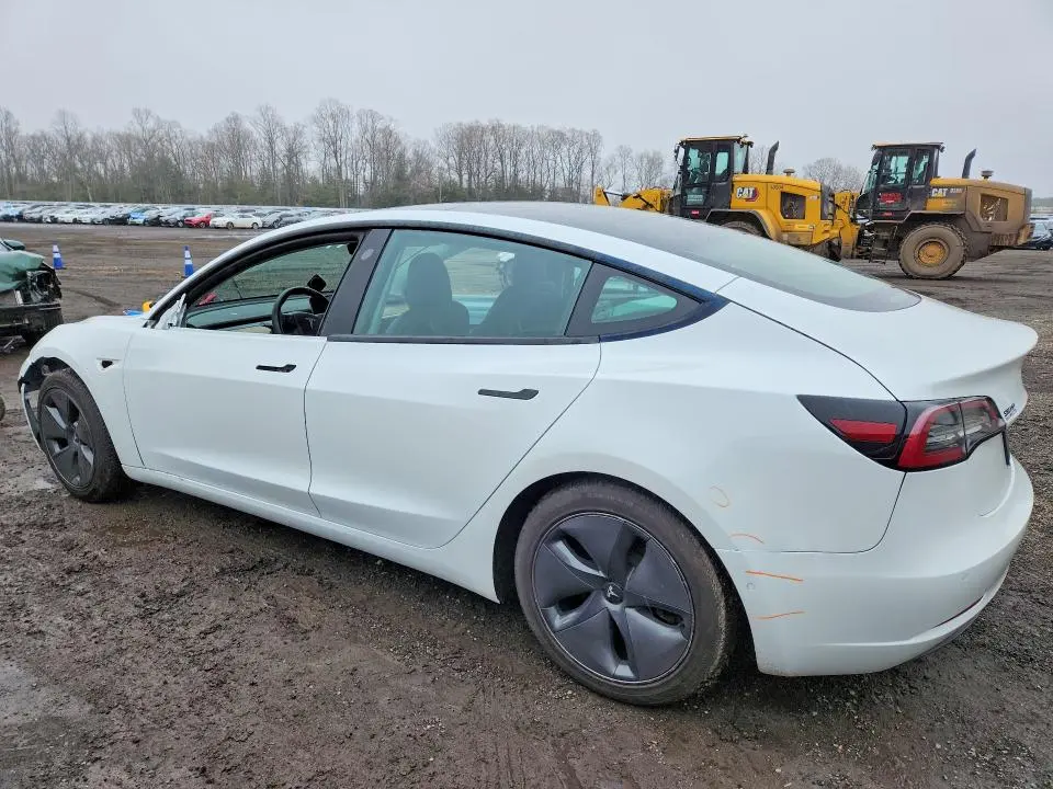 2021 TESLA MODEL 3   