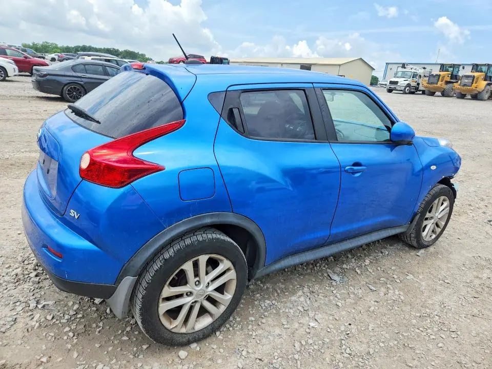 2011 NISSAN JUKE S  