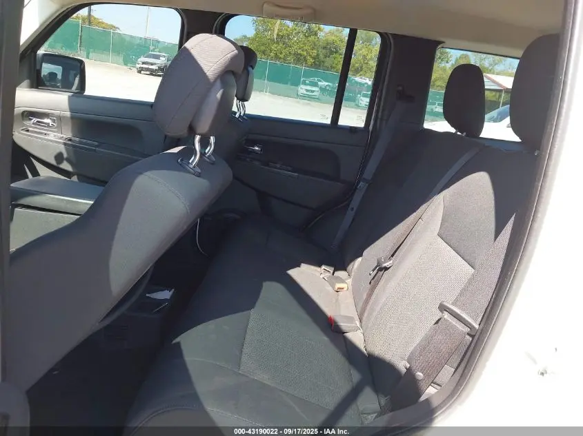 2011 JEEP LIBERTY SPORT