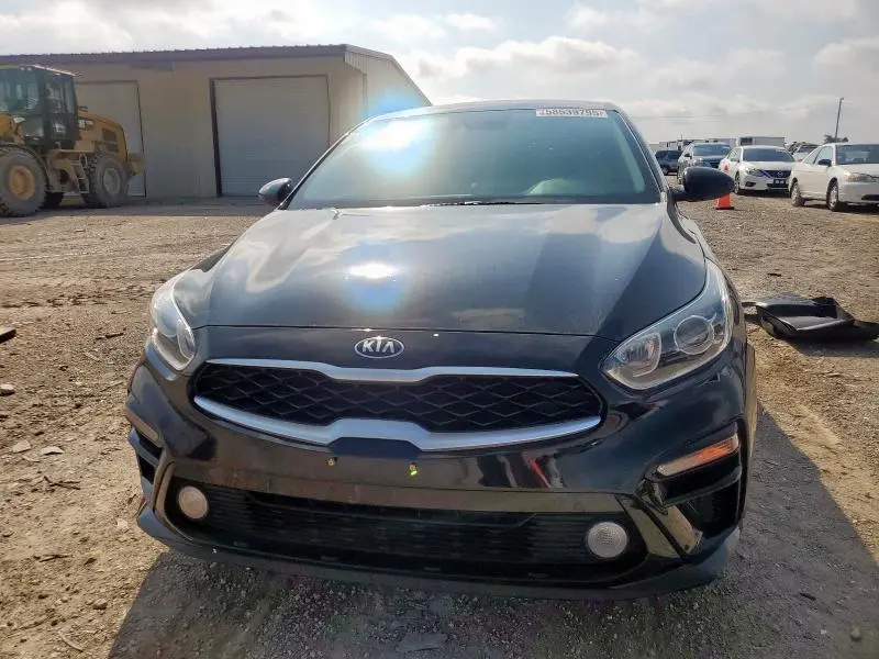 2021 KIA FORTE FE  