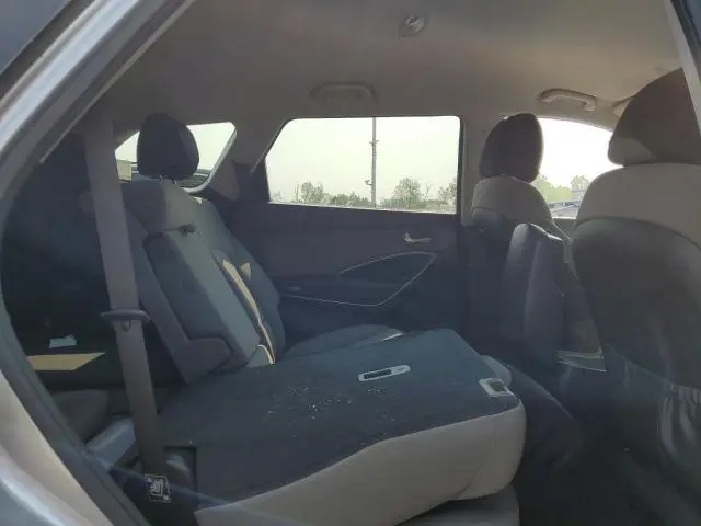 2016 HYUNDAI SANTA FE SE  