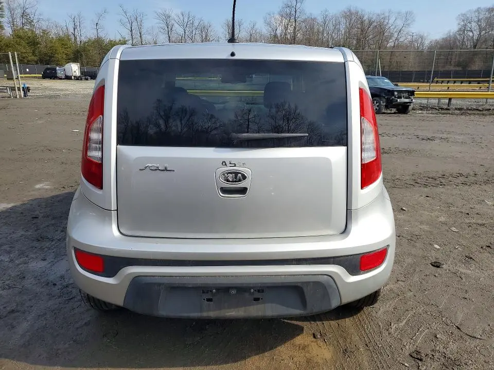 2012 KIA SOUL +  