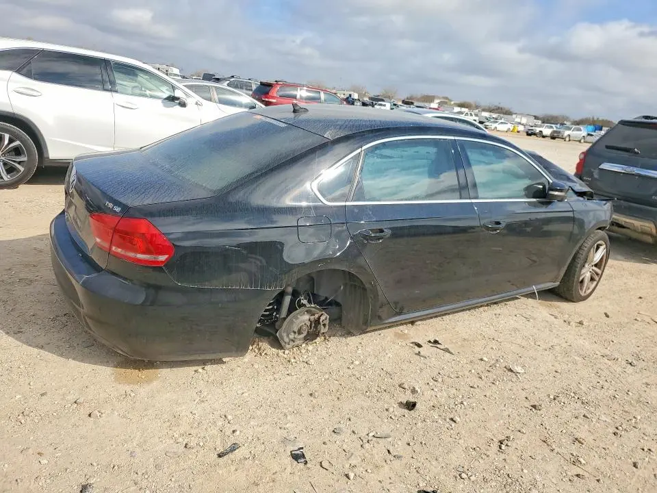 2014 VOLKSWAGEN PASSAT SE  