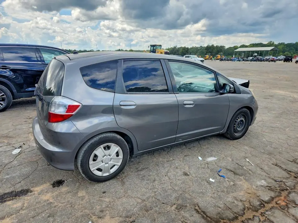 2013 HONDA FIT   