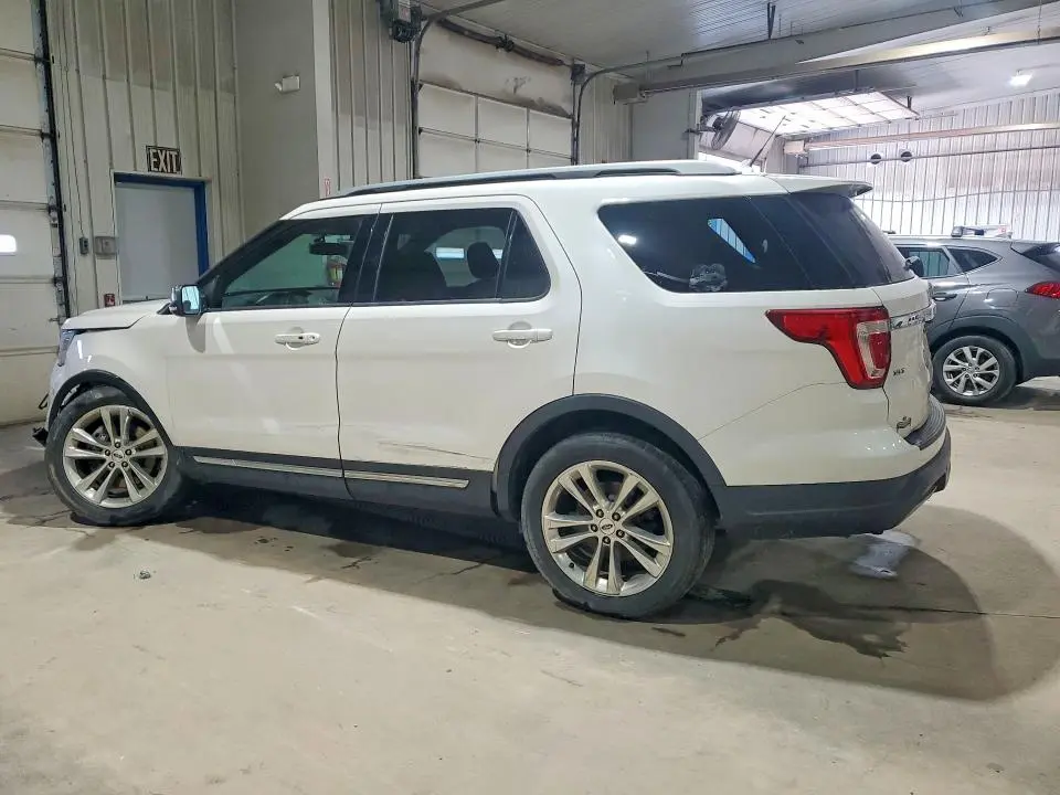 2019 FORD EXPLORER XLT  