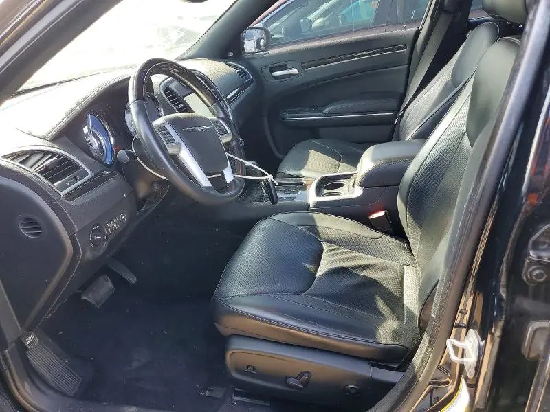 2014 CHRYSLER 300C   